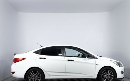 Hyundai Solaris II рестайлинг, 2015 год, 690 000 рублей, 4 фотография