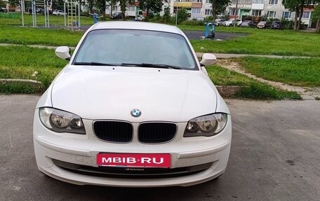 BMW 1 серия, 2010 год, 840 000 рублей, 3 фотография