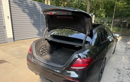 Mercedes-Benz E-Класс, 2016 год, 2 990 000 рублей, 9 фотография