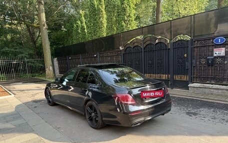 Mercedes-Benz E-Класс, 2016 год, 2 990 000 рублей, 3 фотография