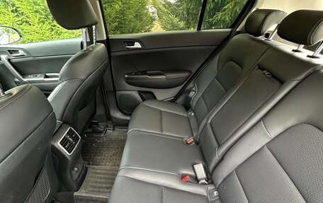 KIA Sportage IV рестайлинг, 2019 год, 2 550 000 рублей, 6 фотография