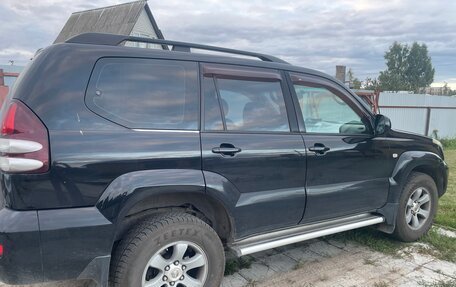 Toyota Land Cruiser Prado 120 рестайлинг, 2005 год, 2 350 000 рублей, 5 фотография