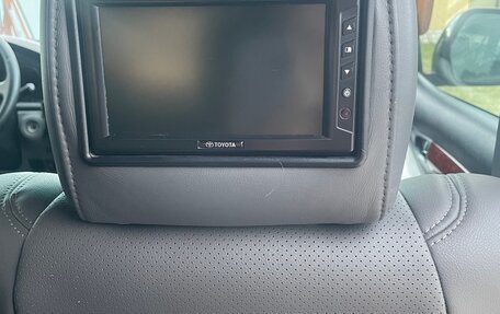 Toyota Land Cruiser Prado 120 рестайлинг, 2005 год, 2 350 000 рублей, 11 фотография