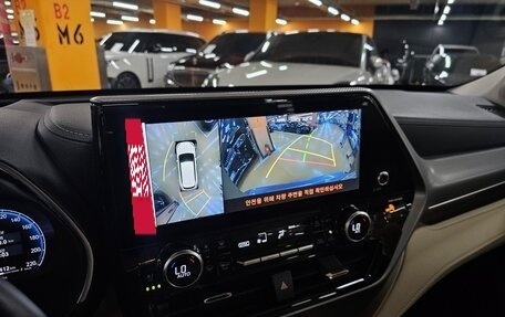 Toyota Highlander, 2023 год, 5 730 000 рублей, 15 фотография