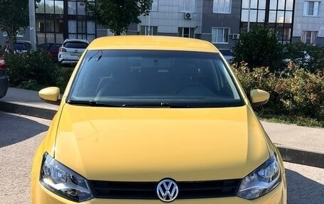 Volkswagen Polo VI (EU Market), 2010 год, 465 000 рублей, 2 фотография