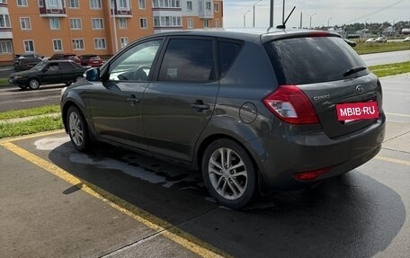 KIA cee'd I рестайлинг, 2010 год, 730 000 рублей, 2 фотография