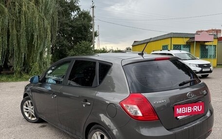 KIA cee'd I рестайлинг, 2010 год, 730 000 рублей, 12 фотография