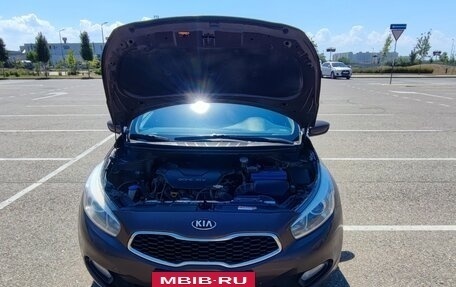 KIA cee'd III, 2012 год, 1 085 000 рублей, 24 фотография