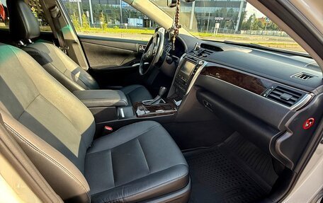 Toyota Camry, 2017 год, 2 990 000 рублей, 12 фотография