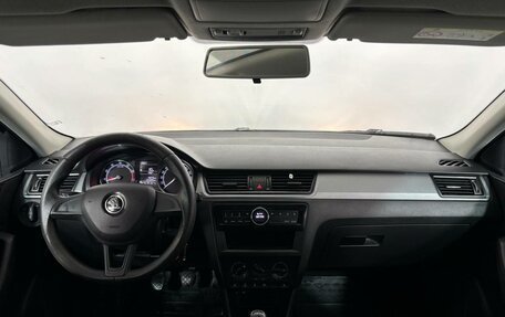 Skoda Rapid I, 2017 год, 799 000 рублей, 9 фотография