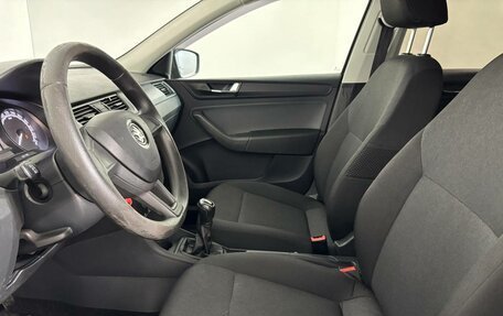 Skoda Rapid I, 2017 год, 799 000 рублей, 10 фотография
