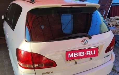 Toyota Ipsum II, 2002 год, 900 000 рублей, 9 фотография