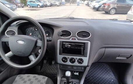 Ford Focus II рестайлинг, 2005 год, 320 000 рублей, 12 фотография