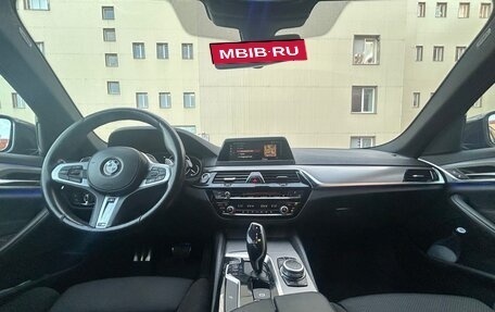 BMW 5 серия, 2018 год, 3 550 000 рублей, 16 фотография