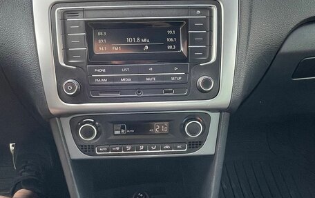 Volkswagen Polo VI (EU Market), 2016 год, 859 000 рублей, 22 фотография