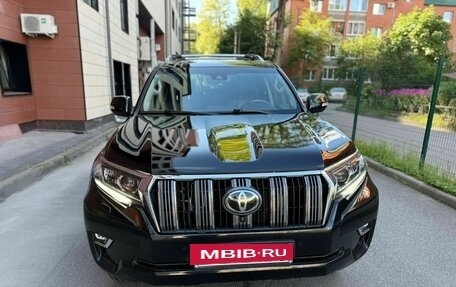 Toyota Land Cruiser Prado 150 рестайлинг 2, 2019 год, 5 799 000 рублей, 2 фотография