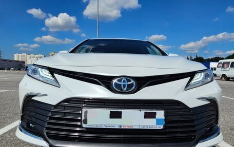 Toyota Camry, 2021 год, 3 399 000 рублей, 6 фотография