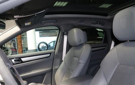 Porsche Cayenne III, 2022 год, 9 950 000 рублей, 11 фотография