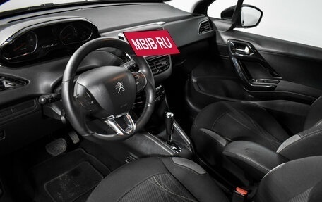Peugeot 208 II, 2013 год, 690 000 рублей, 9 фотография