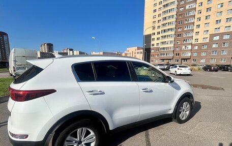 KIA Sportage IV рестайлинг, 2018 год, 1 799 000 рублей, 3 фотография