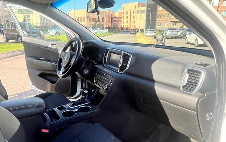 KIA Sportage IV рестайлинг, 2018 год, 1 799 000 рублей, 4 фотография