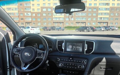 KIA Sportage IV рестайлинг, 2018 год, 1 799 000 рублей, 9 фотография