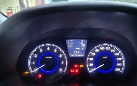 Hyundai Solaris II рестайлинг, 2014 год, 650 000 рублей, 9 фотография