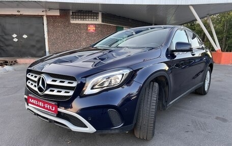 Mercedes-Benz GLA, 2017 год, 1 850 000 рублей, 4 фотография