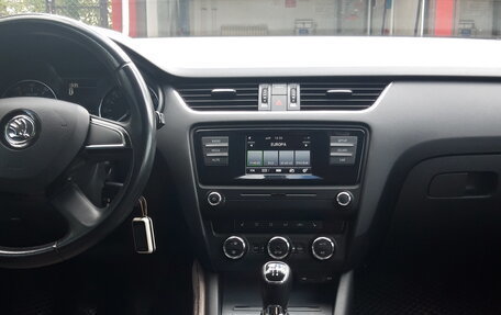 Skoda Octavia, 2014 год, 1 450 000 рублей, 24 фотография