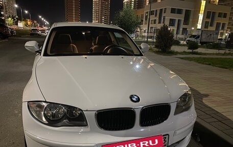 BMW 1 серия, 2011 год, 980 000 рублей, 2 фотография
