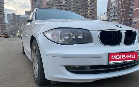 BMW 1 серия, 2011 год, 980 000 рублей, 4 фотография