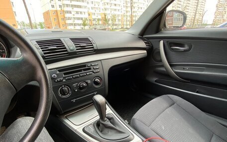 BMW 1 серия, 2011 год, 980 000 рублей, 15 фотография