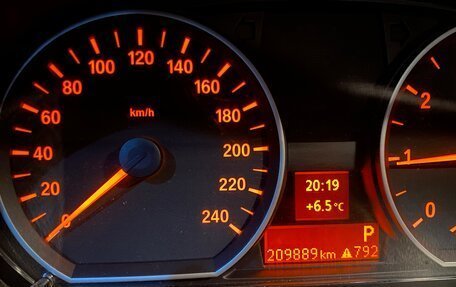 BMW 1 серия, 2011 год, 980 000 рублей, 18 фотография