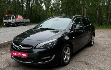 Opel Astra J, 2013 год, 690 000 рублей, 6 фотография