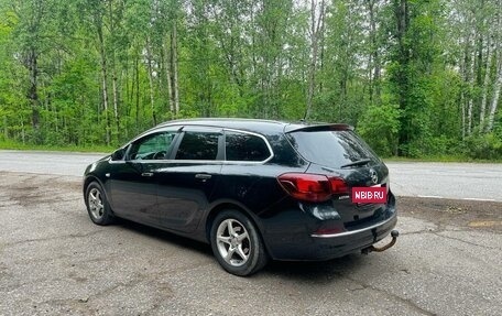 Opel Astra J, 2013 год, 690 000 рублей, 5 фотография