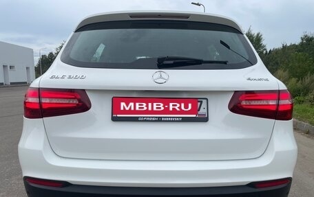 Mercedes-Benz GLC, 2017 год, 3 200 000 рублей, 2 фотография