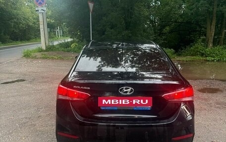 Hyundai Solaris II рестайлинг, 2017 год, 1 100 000 рублей, 4 фотография