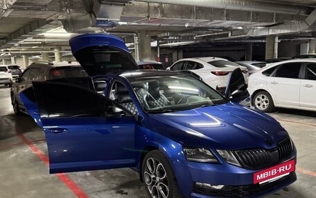 Skoda Octavia, 2018 год, 1 850 000 рублей, 10 фотография