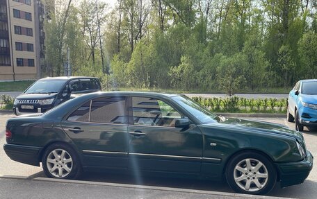 Mercedes-Benz E-Класс, 1997 год, 330 000 рублей, 8 фотография