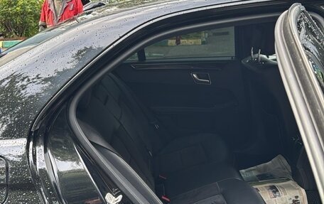 Mercedes-Benz E-Класс, 2014 год, 2 100 000 рублей, 10 фотография