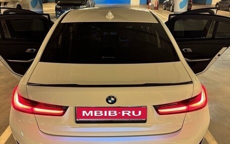 BMW 3 серия, 2019 год, 3 555 000 рублей, 11 фотография