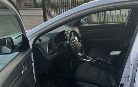 Hyundai Elantra VI рестайлинг, 2018 год, 1 610 000 рублей, 11 фотография
