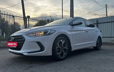 Hyundai Elantra VI рестайлинг, 2018 год, 1 610 000 рублей, 10 фотография