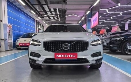Volvo V60 Cross Country II, 2022 год, 3 560 555 рублей, 3 фотография