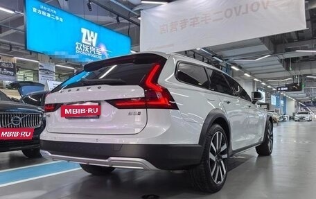 Volvo V60 Cross Country II, 2022 год, 3 560 555 рублей, 6 фотография