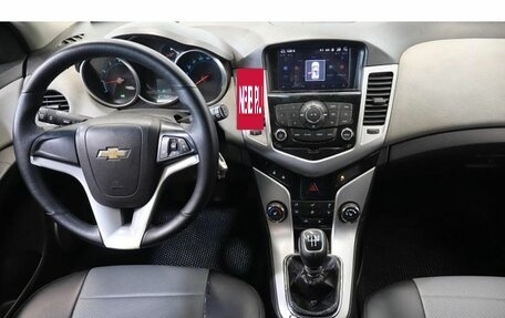 Chevrolet Cruze II, 2012 год, 539 000 рублей, 9 фотография