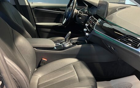 BMW 5 серия, 2021 год, 3 350 000 рублей, 10 фотография