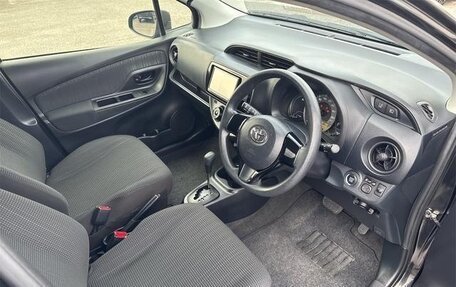 Toyota Vitz, 2019 год, 730 050 рублей, 10 фотография