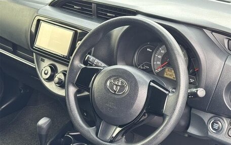 Toyota Vitz, 2019 год, 730 050 рублей, 14 фотография