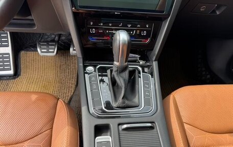 Volkswagen Passat CC, 2021 год, 2 330 000 рублей, 13 фотография